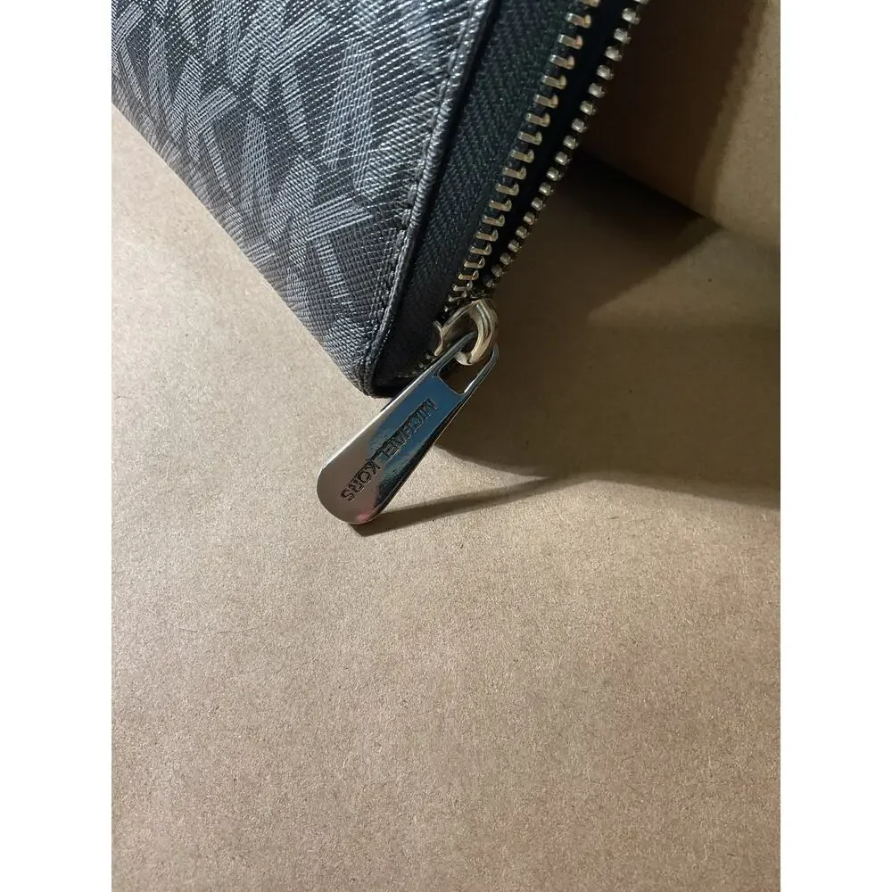 Michael Kors Jet Set Zip Around Accordion Wallet Signature MK Full Size Long